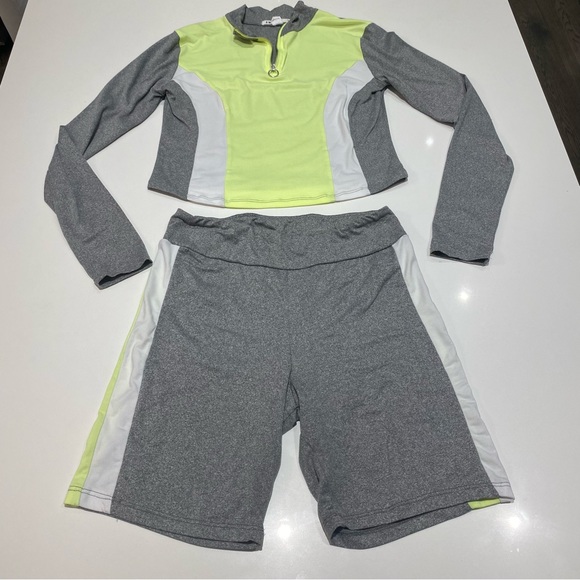 Matching Set - Picture 2 of 7